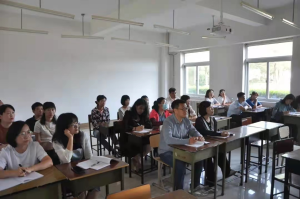 弘扬践行 “黄大年精神”，汲取心有大我力量——人文社科学院组织学习“习近平给全国高校黄大年式教师团队代表回信”座谈交流会