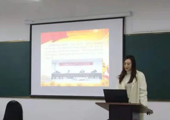 奋斗百年路，启航新征程