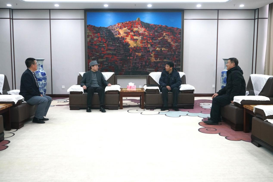 沈北新区教育局局长李全一行来辽传参观调研
