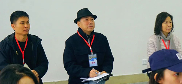 乐鱼官网手机网页版校领导深入课堂 与新生同听线下第一课